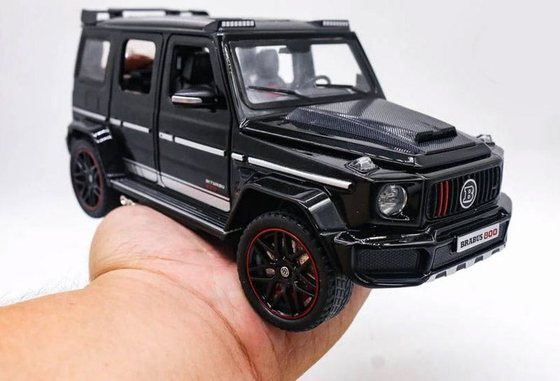 Mercedes Brabus G800 em Escala 1:24